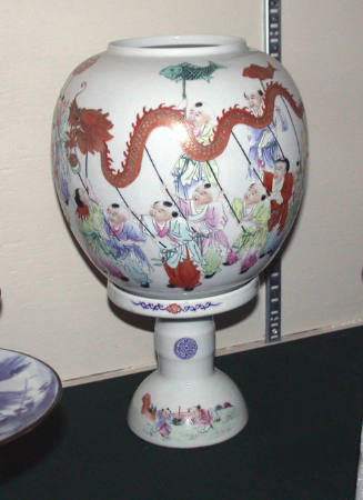 Lamp with Dragon Dance Design