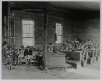 "Interior view of Oakdale School near Loyston, Tennessee. From 30 to 40 pupils usually attend.", 10/23/1933