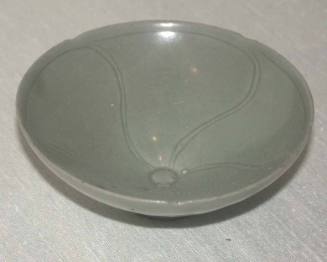 Flower-Shaped Bowl with Incised Flower Design