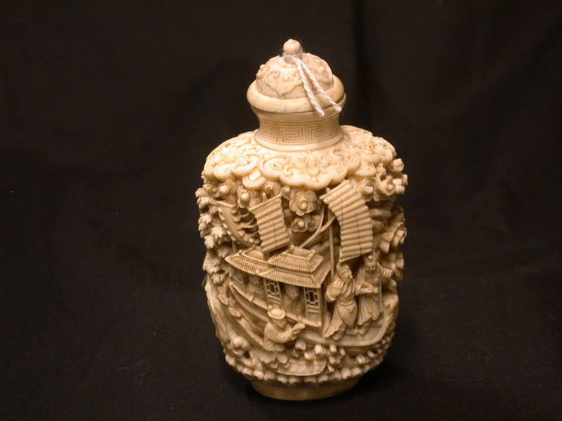 Snuff Bottle with Stopper