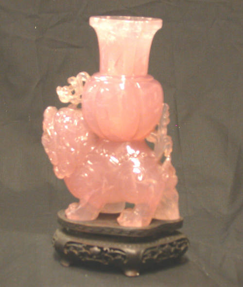 Figurine Vase