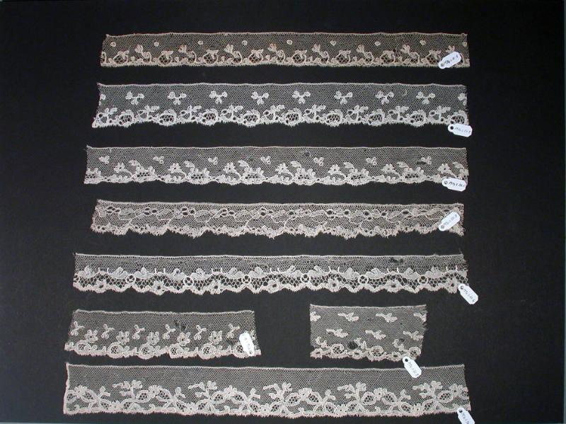 Examples of Bobbin Lace, Neckline Type