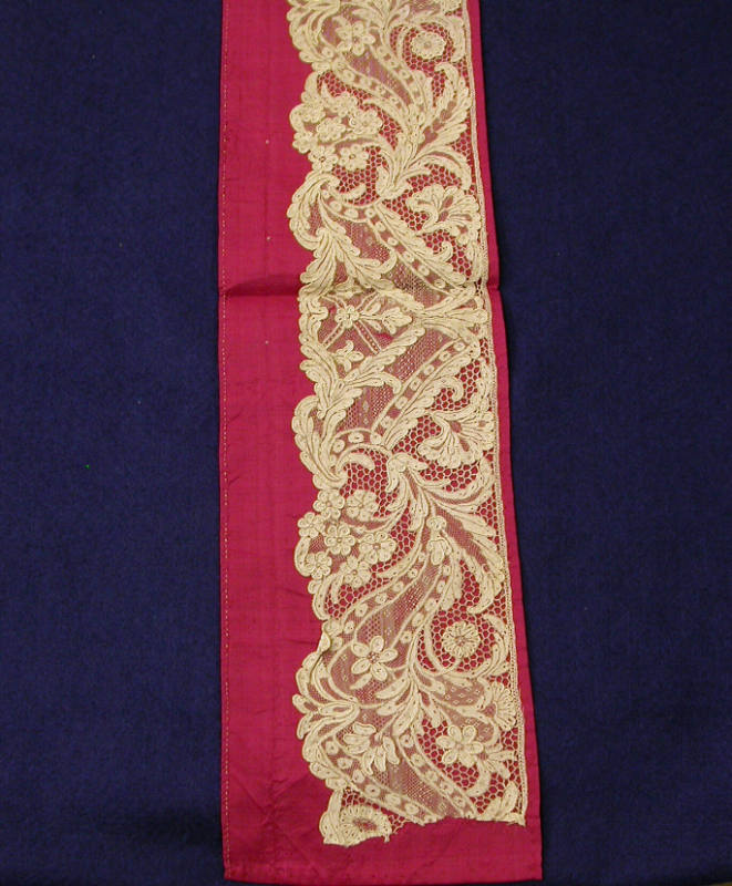 Handmade Lace Sample: Point de France