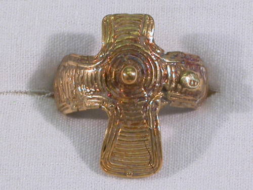 Ring: Cross