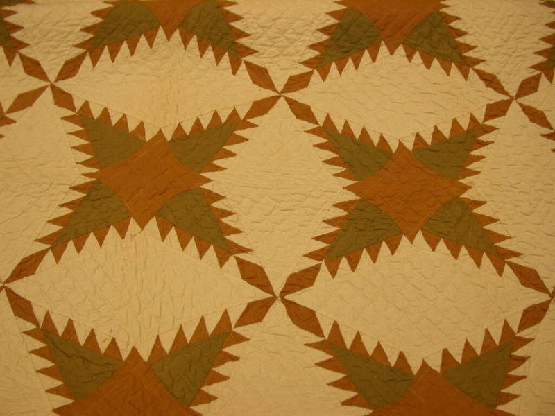 "Sawtooth" or "Pineapple" Quilt